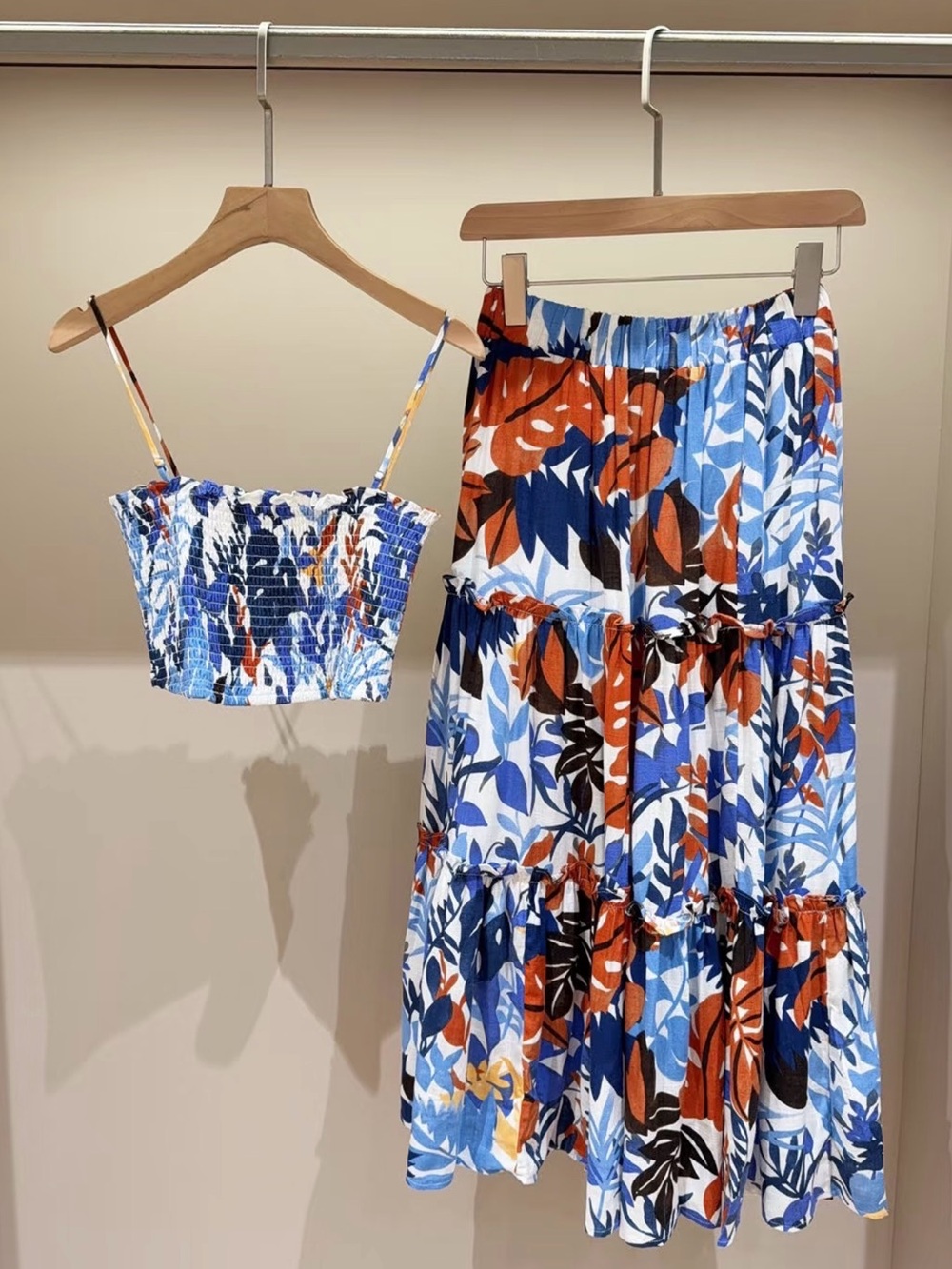 NWT Tropical Linen Two Piece Vacation Set